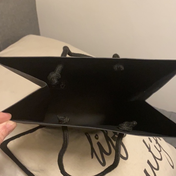 Gucci Authentic Black Shopping Bag - Picture 7 of 8